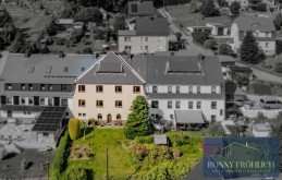 Hauptbild Attraktives Mehrfamilienhaus mit 4 Wohneinheiten, Garten und Entwicklungspotenzial in 09392 Auerbach